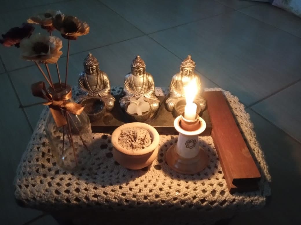 Kit Altar Buda Decoração Zen Meditação (essencial - 2 Peças)